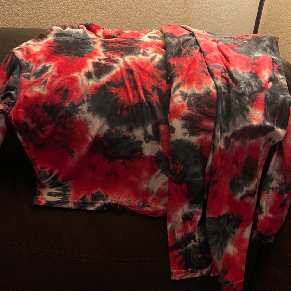 Hooded legging outfit